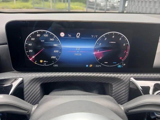 Mercedes-Benz CLA 180