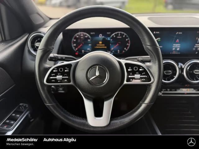 Mercedes-Benz GLB 250