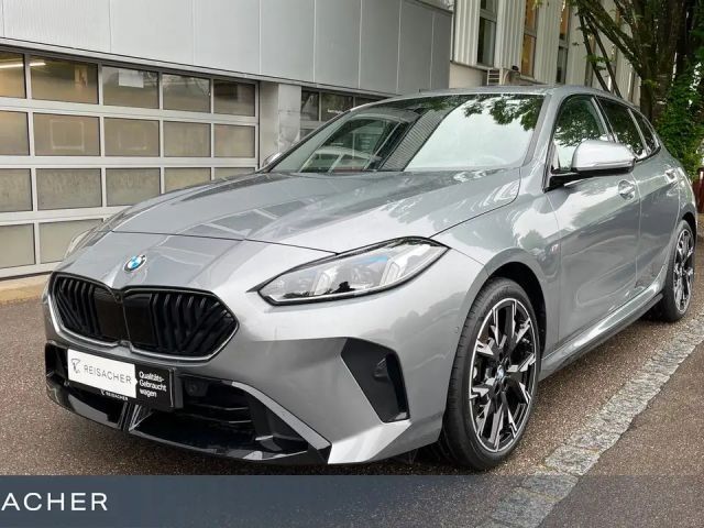 BMW 123 xDrive M Sport,Pano,DA+,HuD,360°,Iconic 2025 Benzine