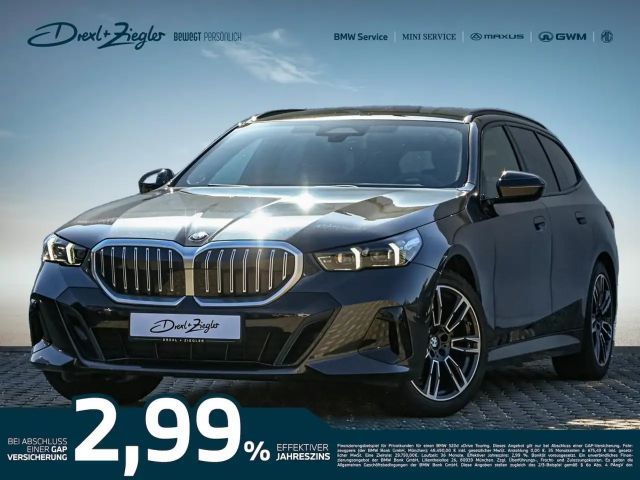 BMW 520 d xDrive Tour M-Sport AHK PANO Sitzlüft H&K 2025 Diesel