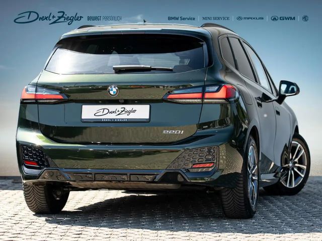 BMW 220
