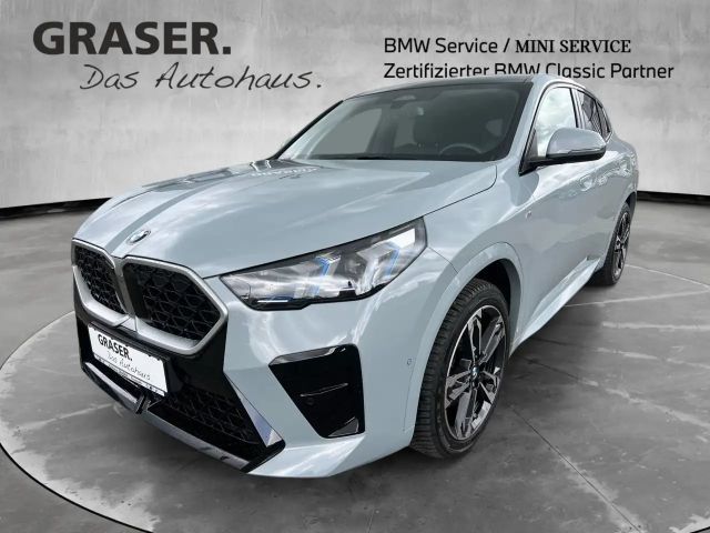 BMW X2 sDrive20i M Sport AHK LED Pano Shz 2025 Benzine