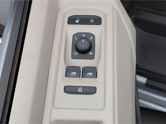 Volkswagen T7 California