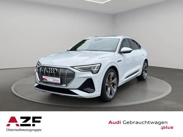 Audi e-tron 55 qu. S line AHK+NAVI+PANO 2022 Elektrisch