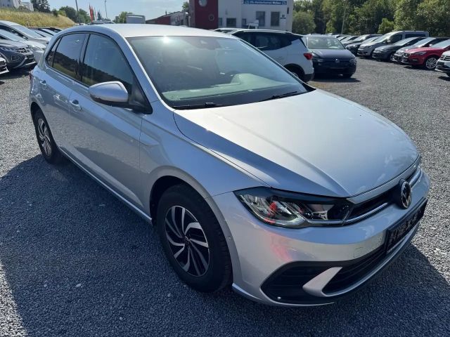 Volkswagen Polo VI 1.0 TSI *DSG*LIFE*PDCHI+VO+KAMERA*IQ-DRI 2022 Benzine