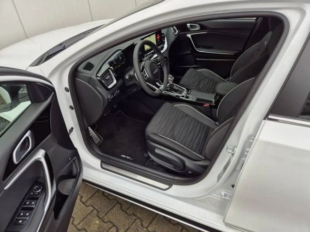 Kia Ceed / cee'd