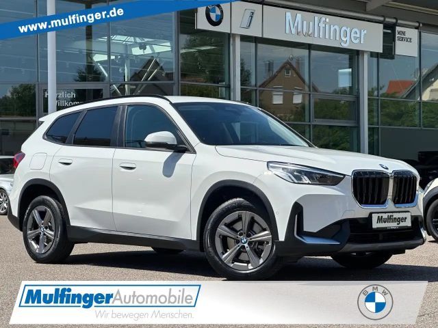 BMW X1 sDrive 20i Navi Kamera LED Sitzheizung 17" PDC 2023 Benzine