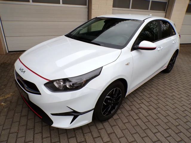 Kia Ceed / cee'd