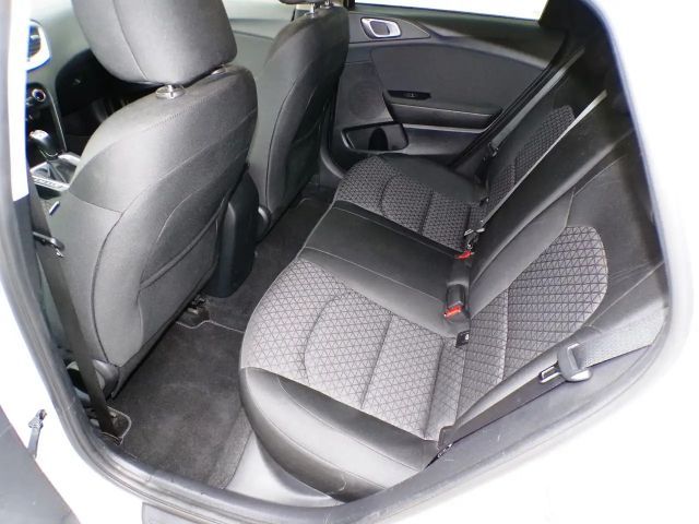Kia Ceed / cee'd