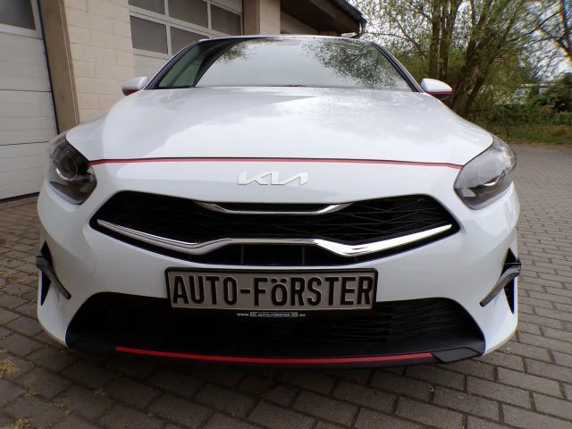 Kia Ceed / cee'd