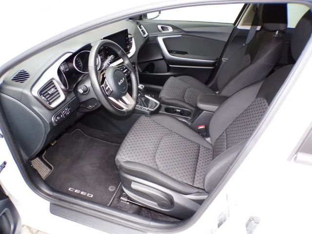 Kia Ceed / cee'd