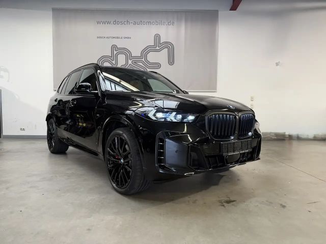 BMW X5 30 d xDr. M Sport Pro/LEDER BRAUN/ICONIC/PANO 2025 Diesel