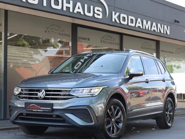 Volkswagen Tiguan Allspace Life 4Motion *Virtual*4xSHZ*AHK* 2023 Benzine