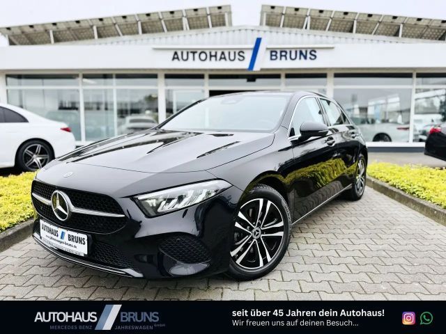 Mercedes-Benz A 180 PROGRESSIVE Advanced, Autom, Winter, RFK, LED, PTS 2023 Benzine