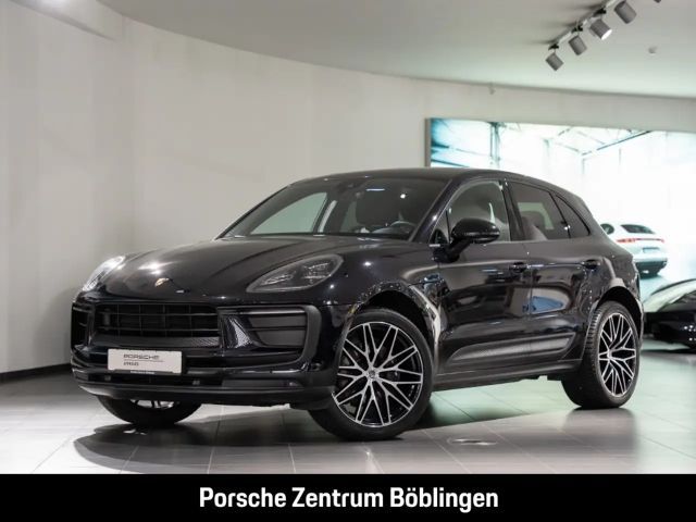 Porsche Macan PASM 21-Zoll 1.Hand nur 32.906 km Approved 2022 Benzine