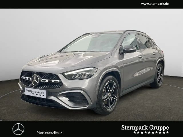 Mercedes-Benz GLA 180 GLA 180 AMG'Night'Pano'KeylGo'360°K'Distronc'WiP 2024 Benzine