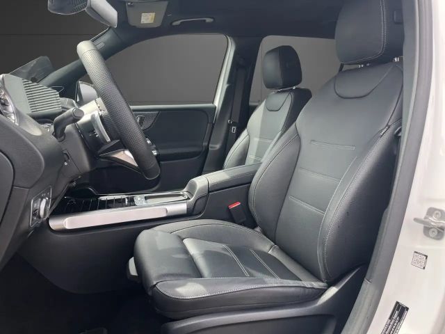 Mercedes-Benz EQB 250