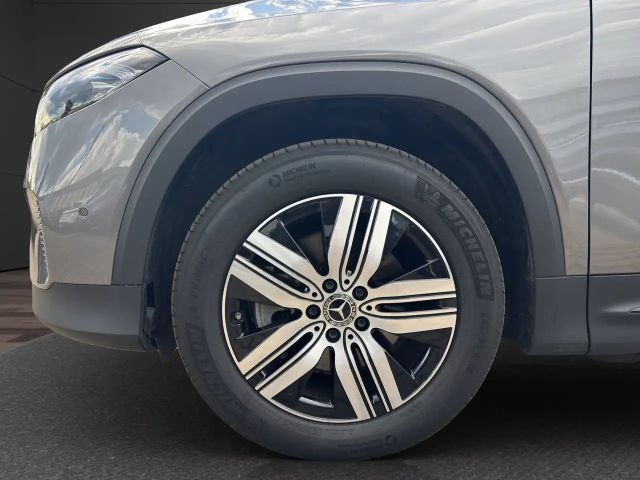 Mercedes-Benz EQB 250