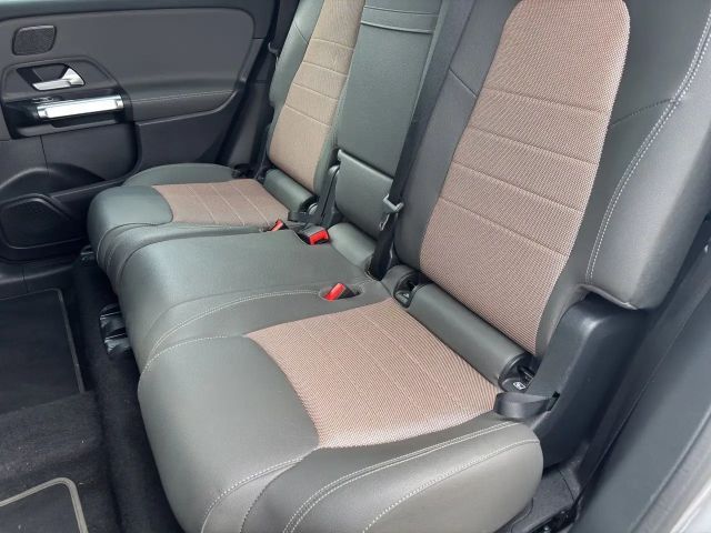 Mercedes-Benz EQB 250