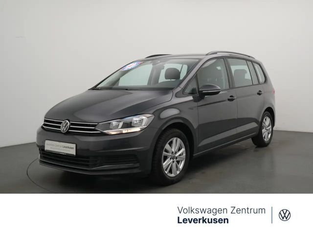 Volkswagen Touran Comfortline AHK NAVI VIRT ACC KAM CARP 2023 Benzine