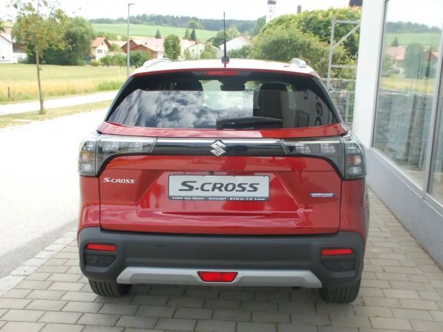 Suzuki S-Cross