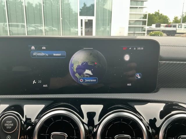 Mercedes-Benz CLA 180