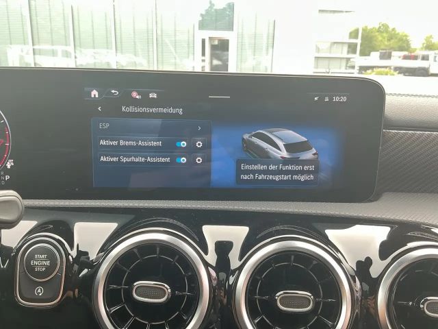Mercedes-Benz CLA 180