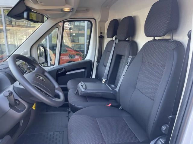 Opel Movano-e