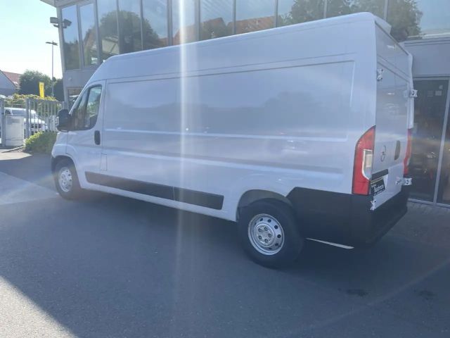 Opel Movano-e
