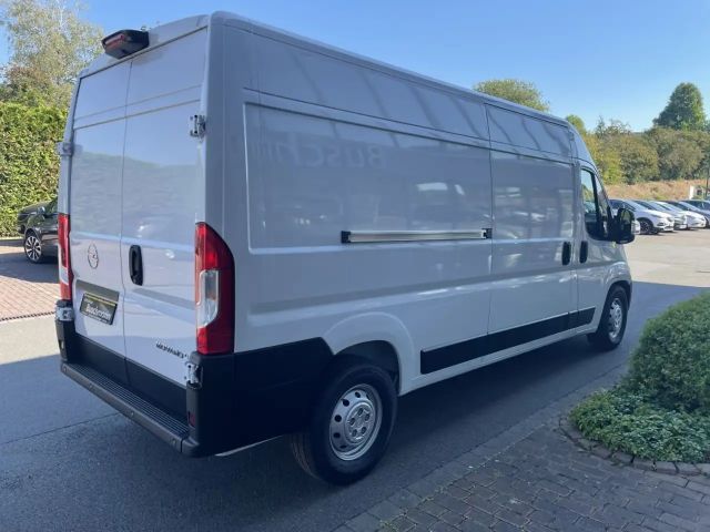 Opel Movano-e
