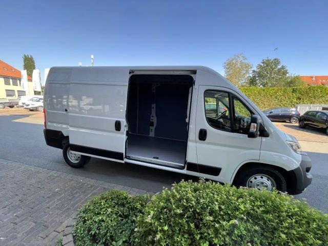 Opel Movano-e