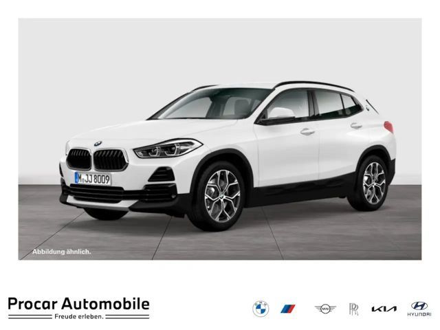 BMW X2 sDrive20i Navi AHK Memory H/K LED 2023 Benzine