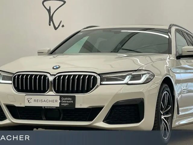 BMW 540 i xDrive Touring M-Sport AHK LCPro ACC HUD 18 2022 Benzine