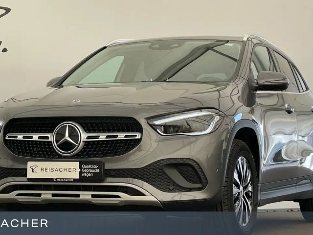 Mercedes-Benz GLA 180 GLA 250 Aut. 8G Style Multibeam LED RFK SHZ 17" 2022 Benzine
