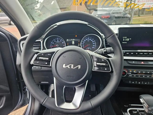 Kia Ceed / cee'd