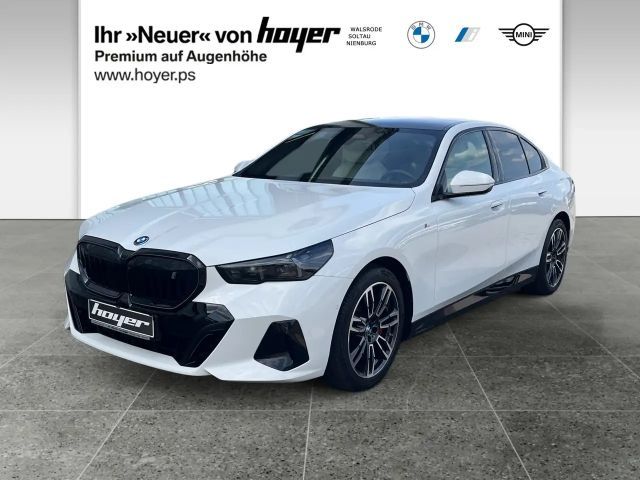 BMW i5 eDrive40 Limousine M Sportpaket Head-Up DAB 2025 Elektrisch