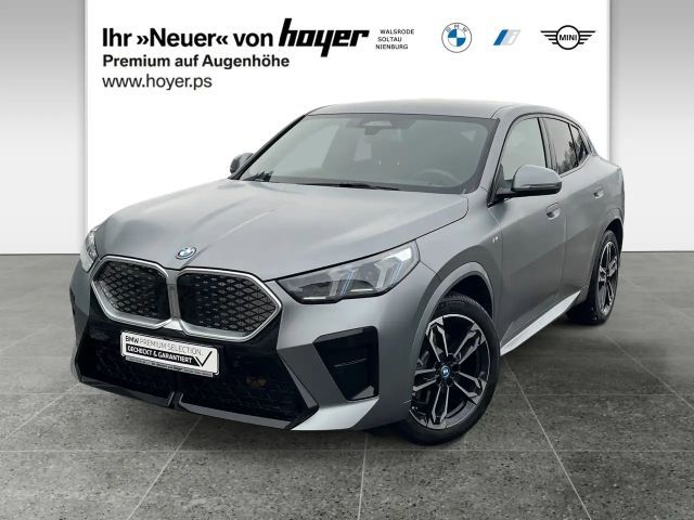 BMW iX2 xDrive30 M Sportpaket Head-Up HK HiFi DAB 2025 Elektrisch