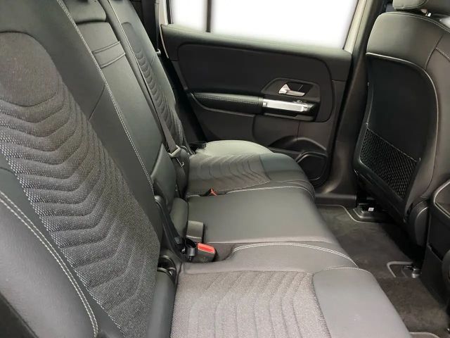 Mercedes-Benz EQB 250