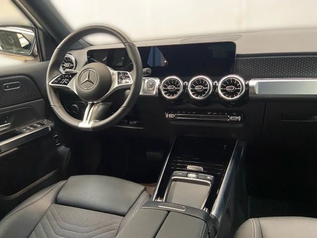 Mercedes-Benz EQB 250