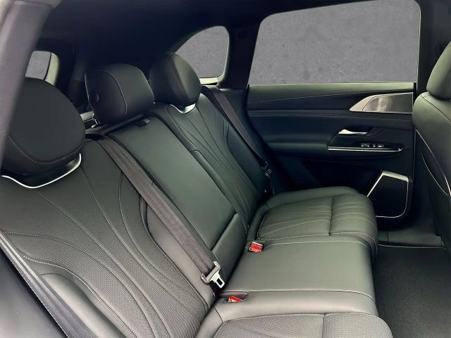 Xpeng G9