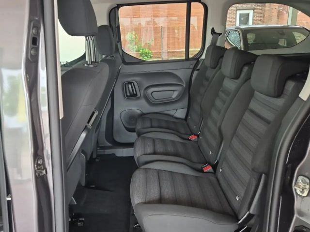 Opel Combo-e Life