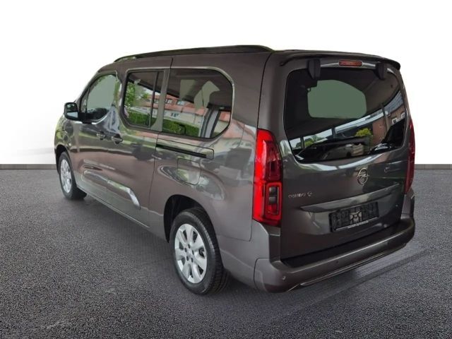 Opel Combo-e Life