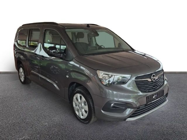 Opel Combo-e Life