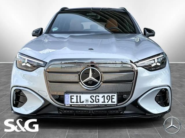 Mercedes-Benz GLC 400 4M EQ AMG MBUX+RüKam+DIG-LED+Pano+AHK+21 2026 Elektrisch