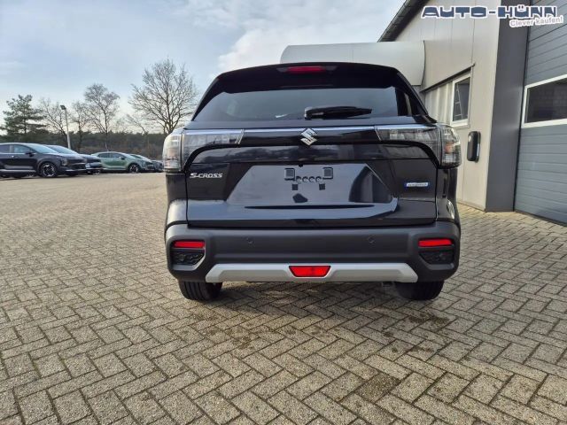 Suzuki S-Cross