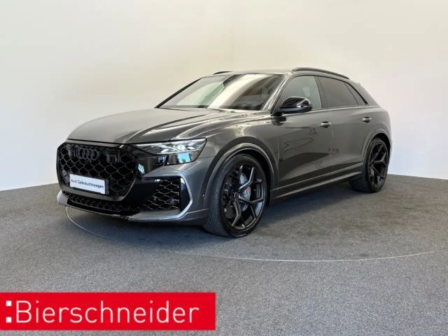 Audi RS Q8 performance STANDHZG KERAMIK 305KMH PANO AHK B&O S 2026 Benzine