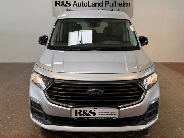 Ford Grand Tourneo