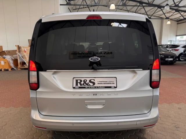 Ford Grand Tourneo