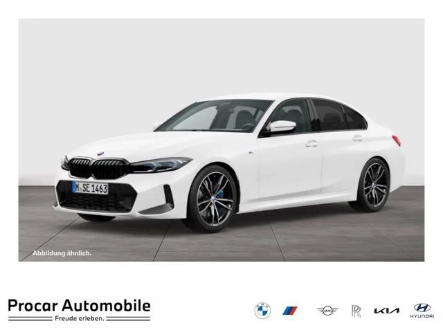 BMW 330 i M Sport RFK NAVI LED Sound Syst. PDC V+H 2023 Benzine