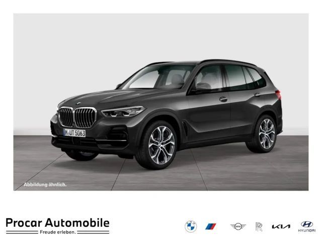 BMW X5 xDrive30d Aut Nav LED AHK Parkass+RFK 21" 2023 Diesel